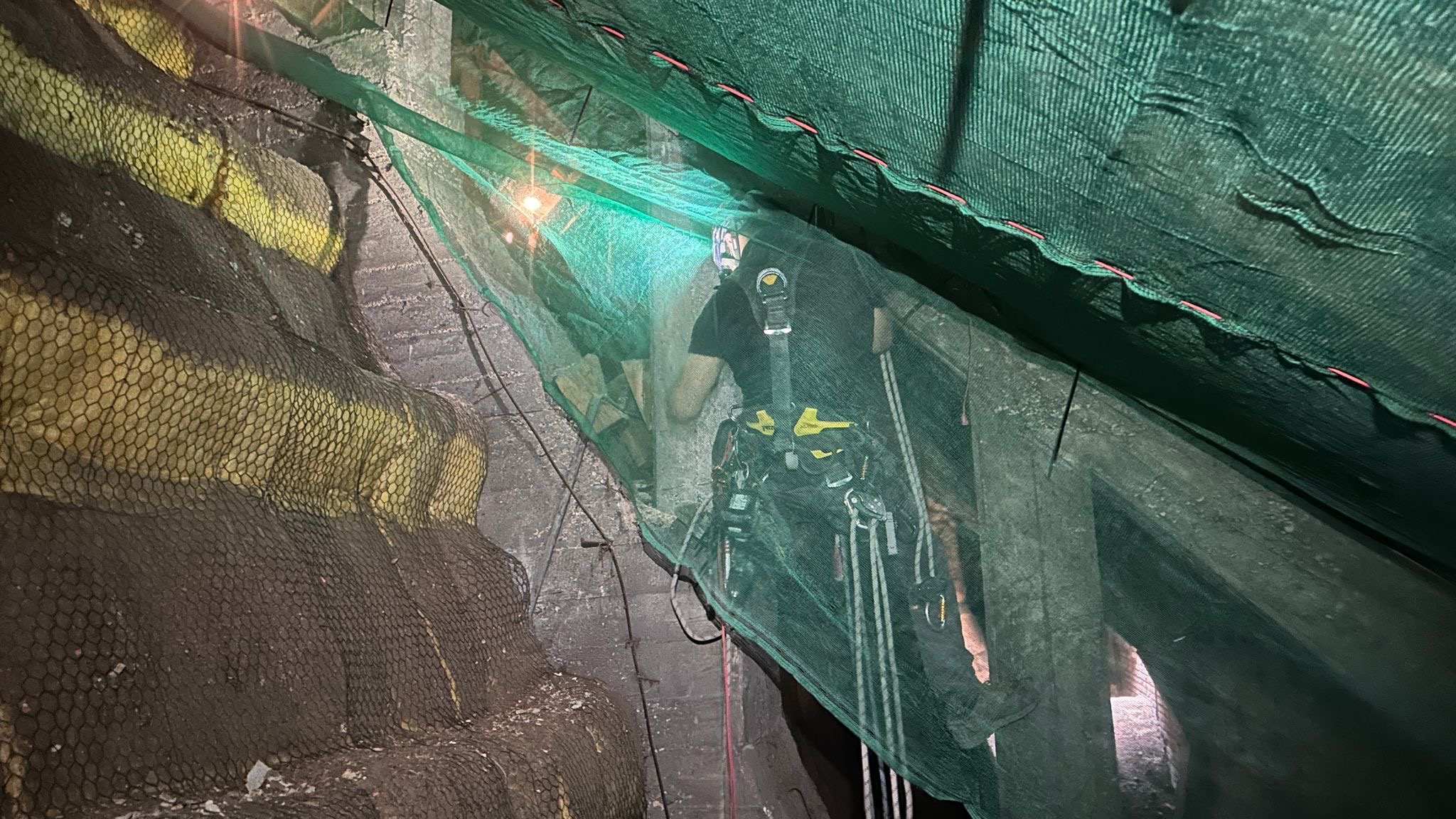 Netzinstallation im Dachstuhl